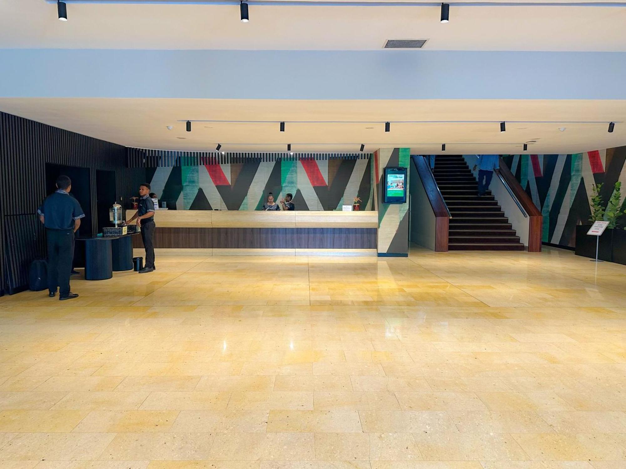 Holiday Inn & Suites Port Moresby By Ihg Exterior foto