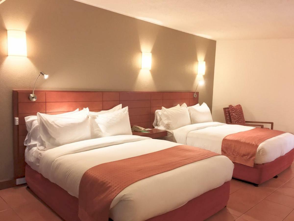 Holiday Inn & Suites Port Moresby By Ihg Exterior foto